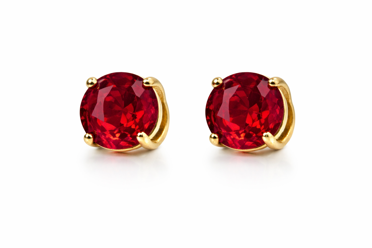 Round Solitaire Stud Earrings