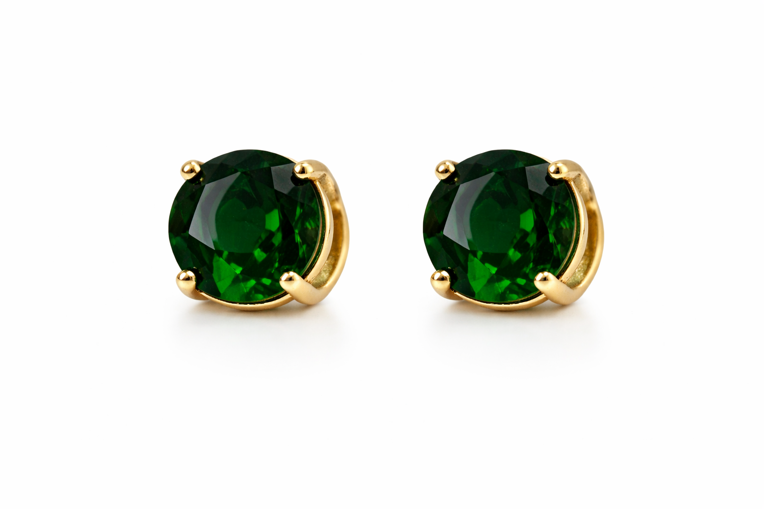 Round Solitaire Stud Earrings