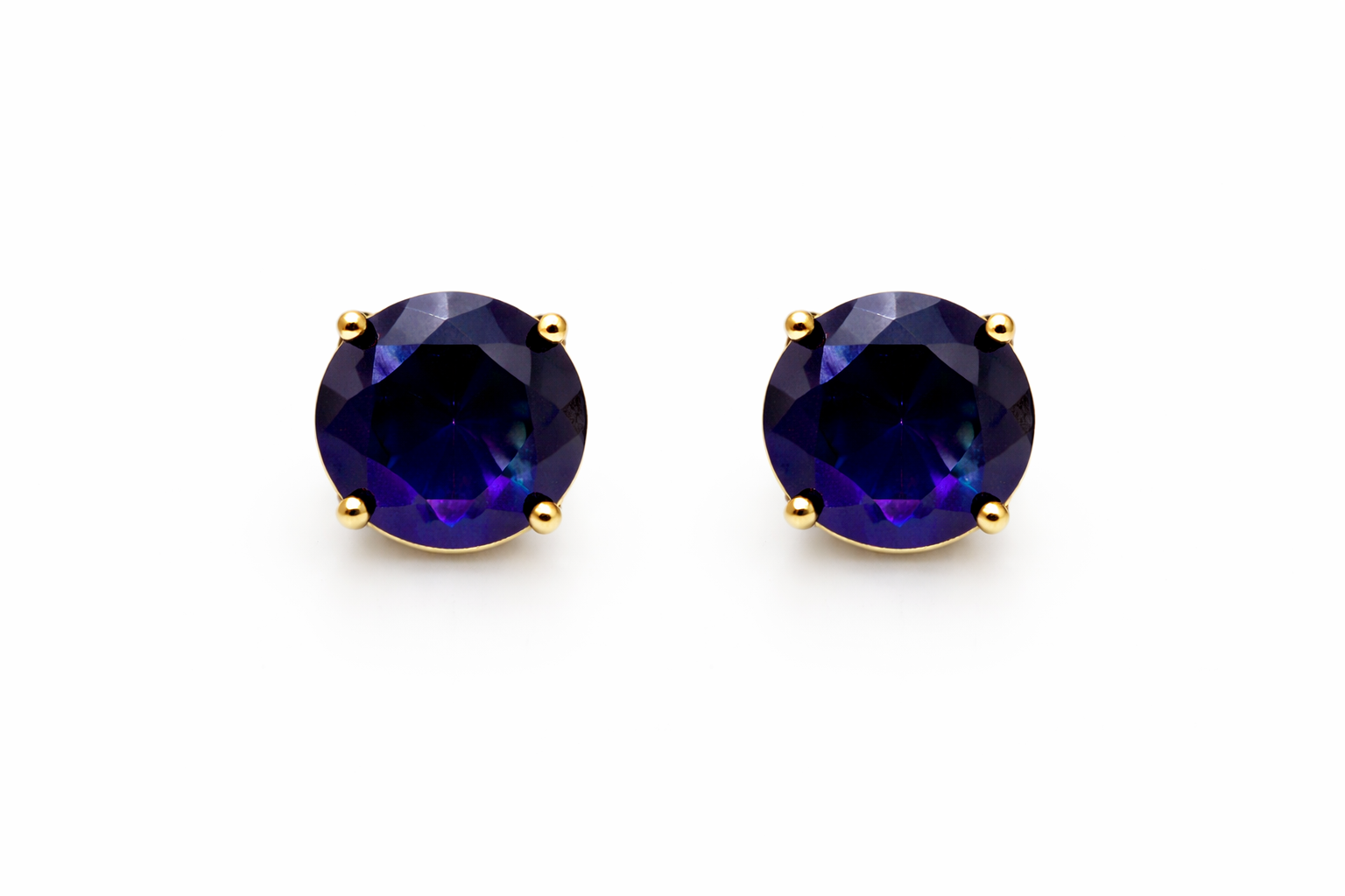 Round Solitaire Stud Earrings
