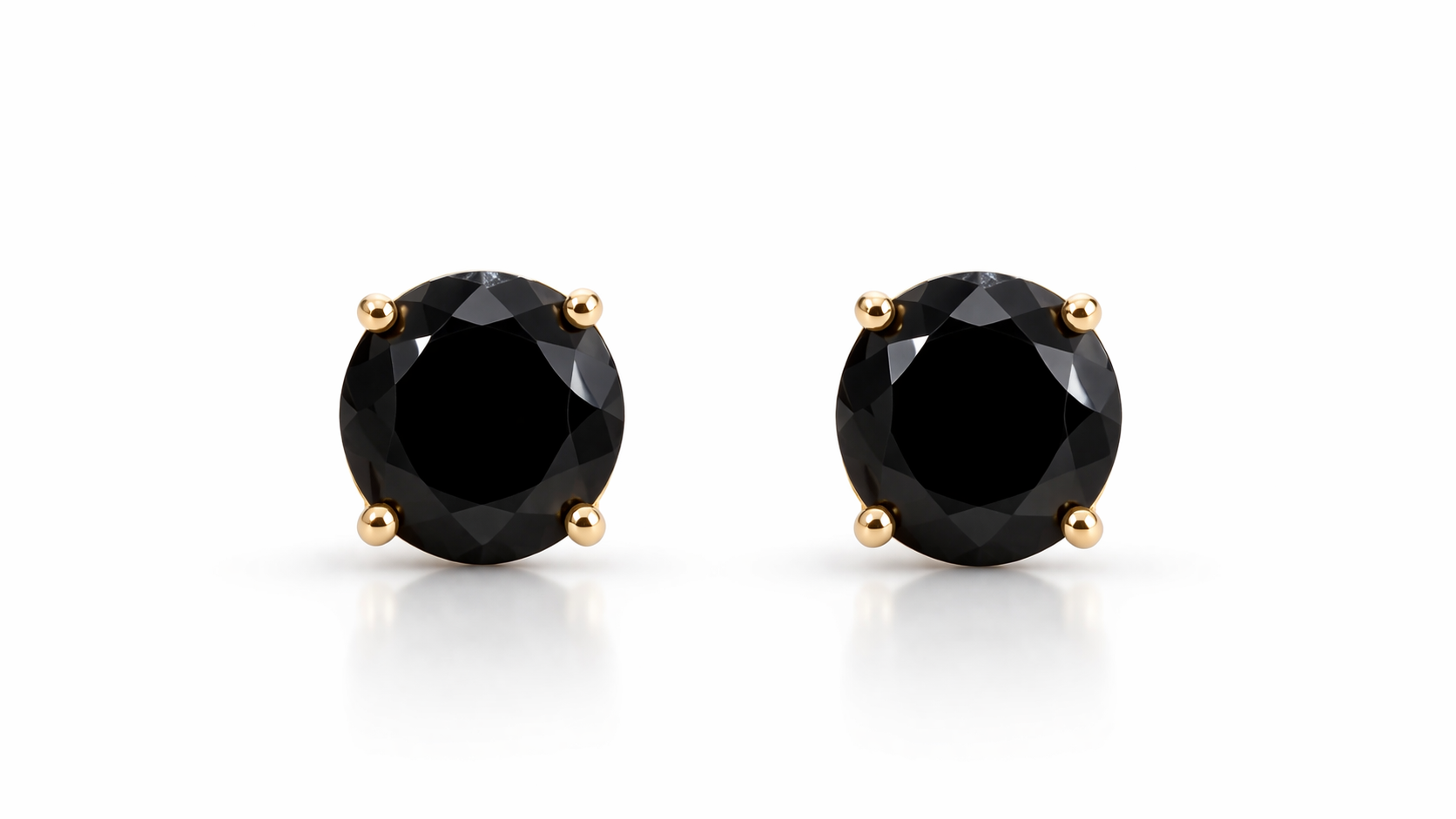 Round Solitaire Stud Earrings