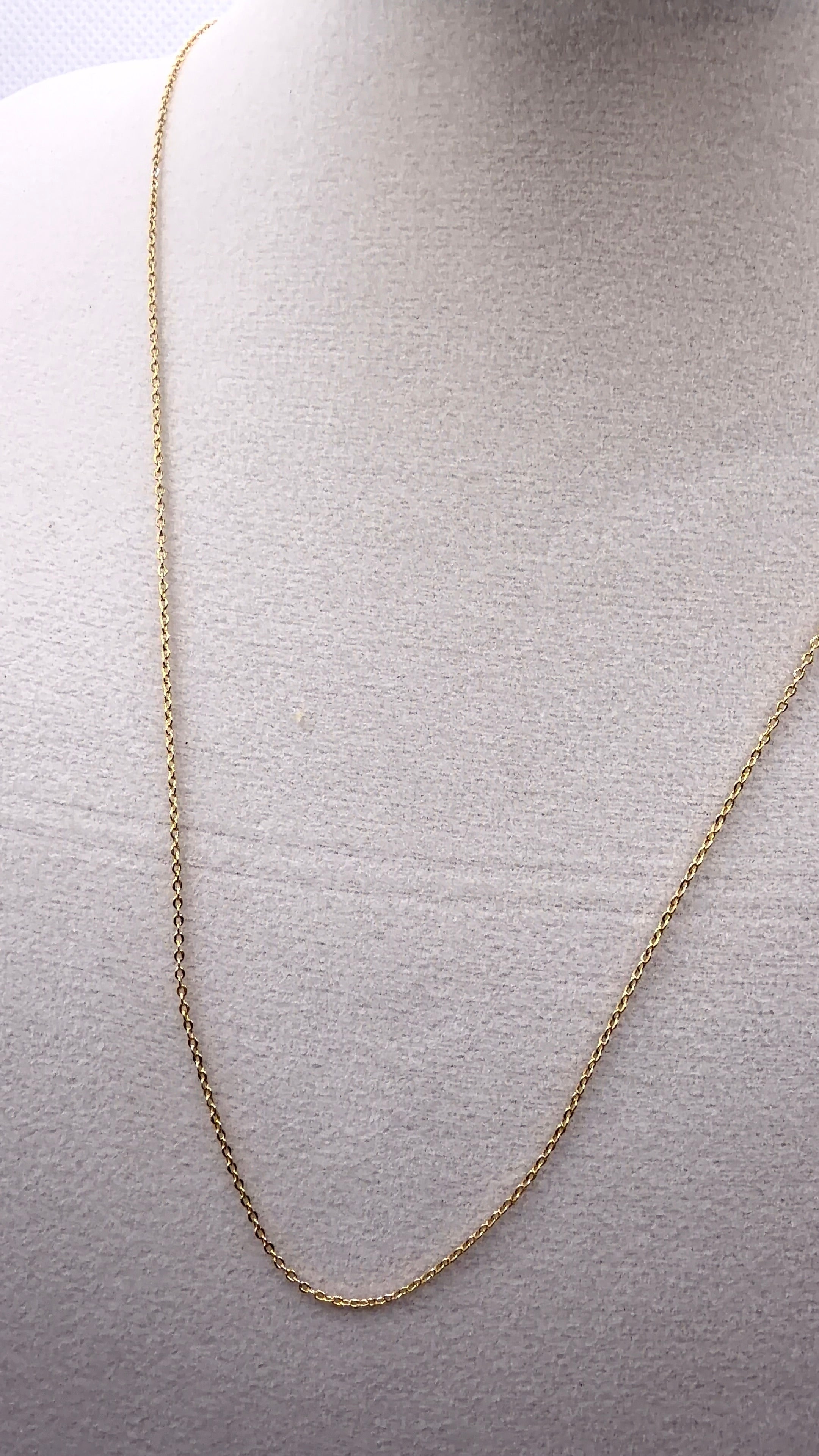 Dainty Gold Cable Chain Necklace 18"