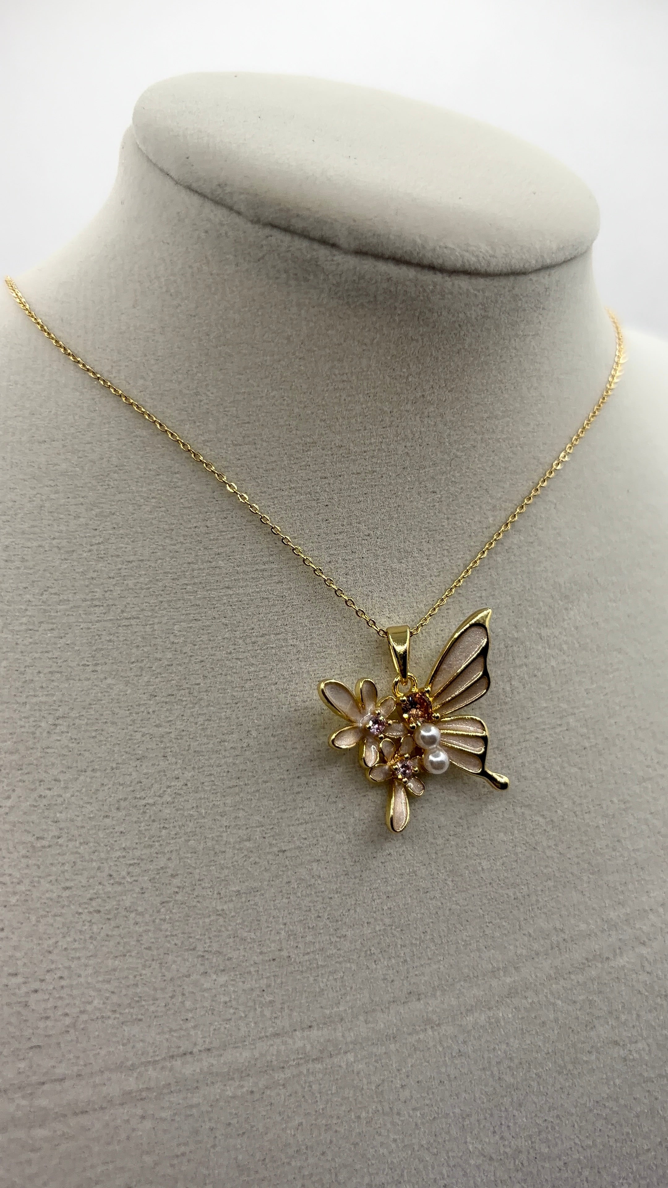 Gold Butterfly & Daisy Pearl Pendant