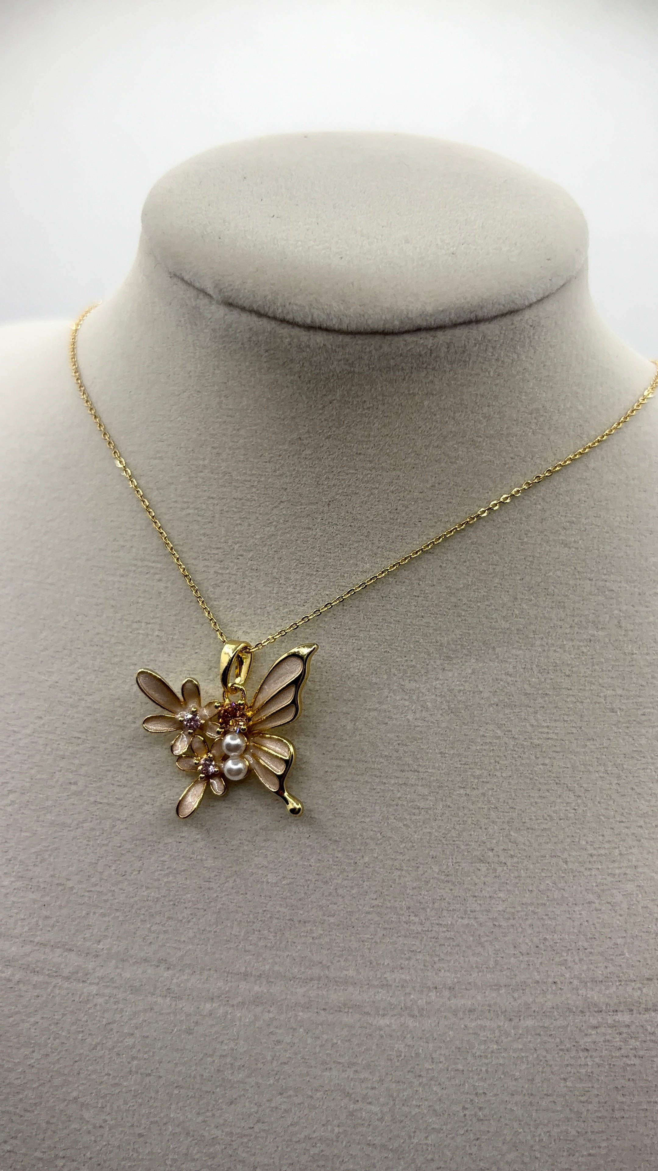 Gold Butterfly & Daisy Pearl Pendant
