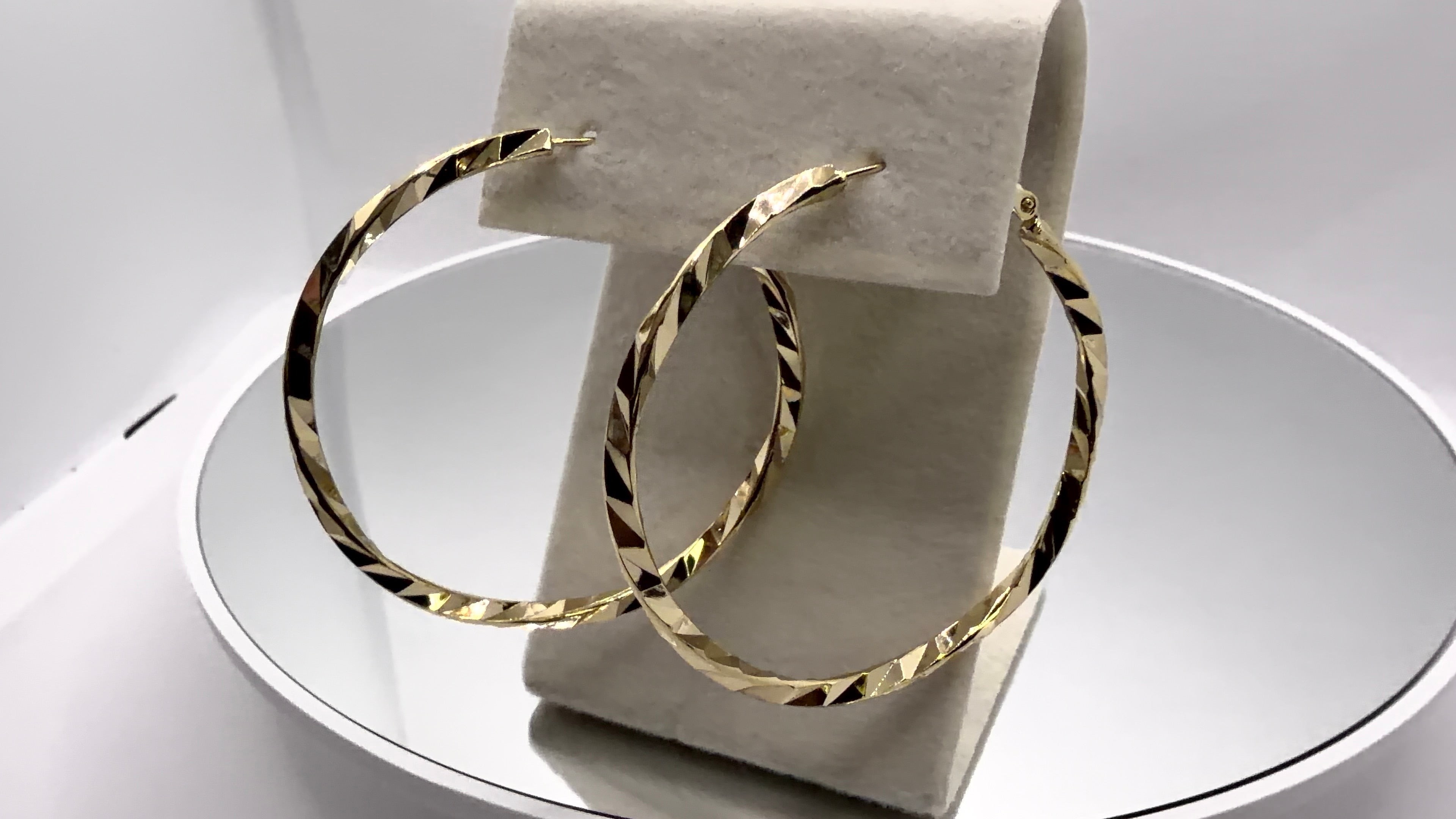 Diamond-Cut Hoop Earrings