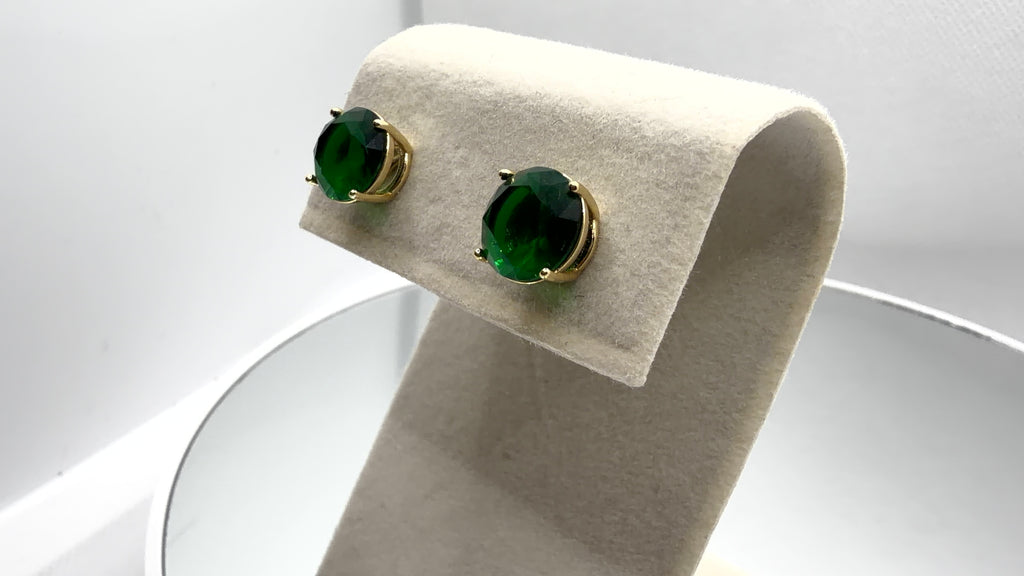 Round Solitaire Stud Earrings