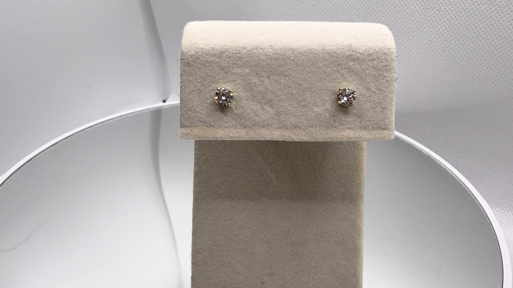 Dainty Crystal Prong Stud Earrings