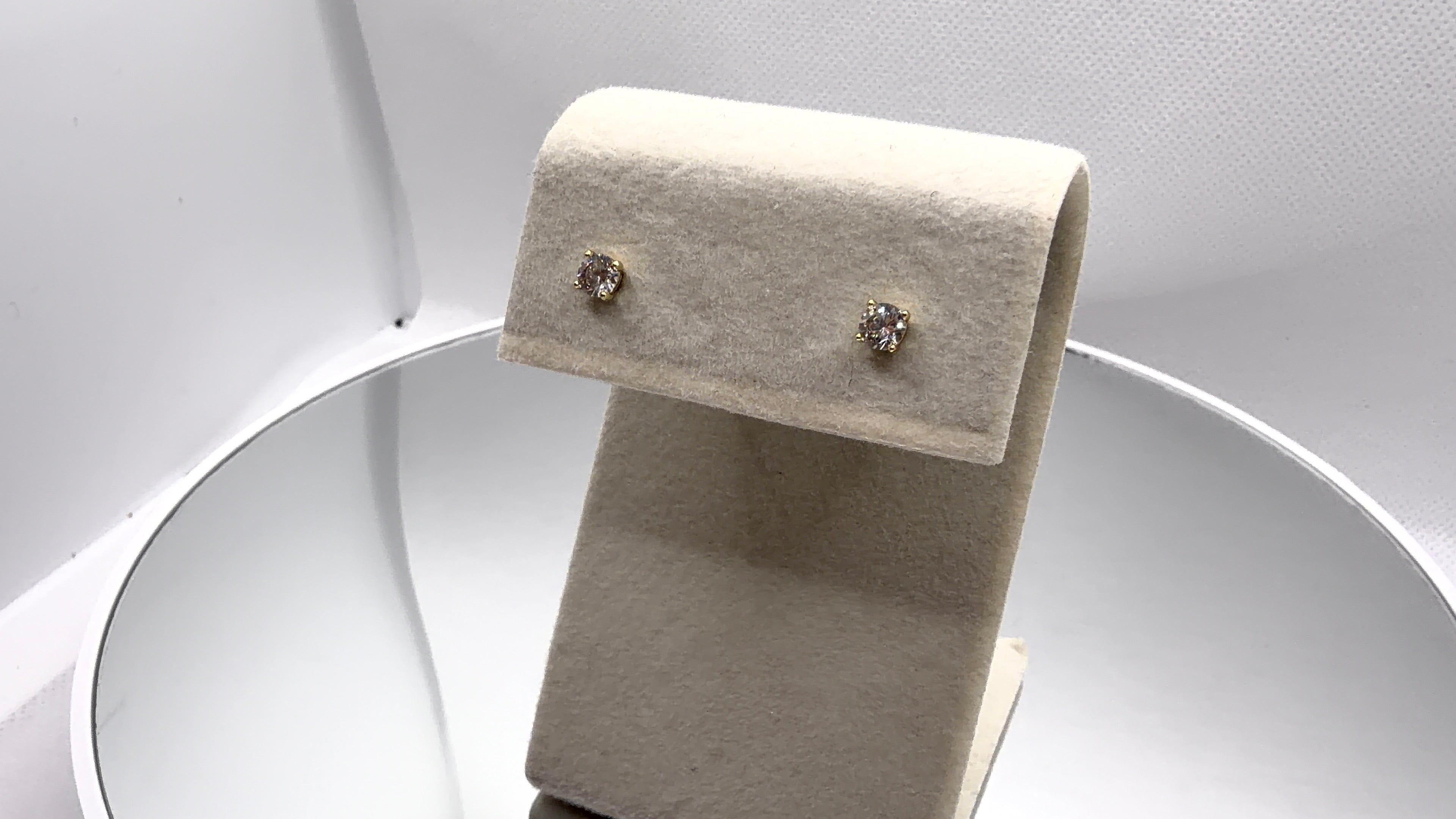 Dainty Crystal Prong Stud Earrings