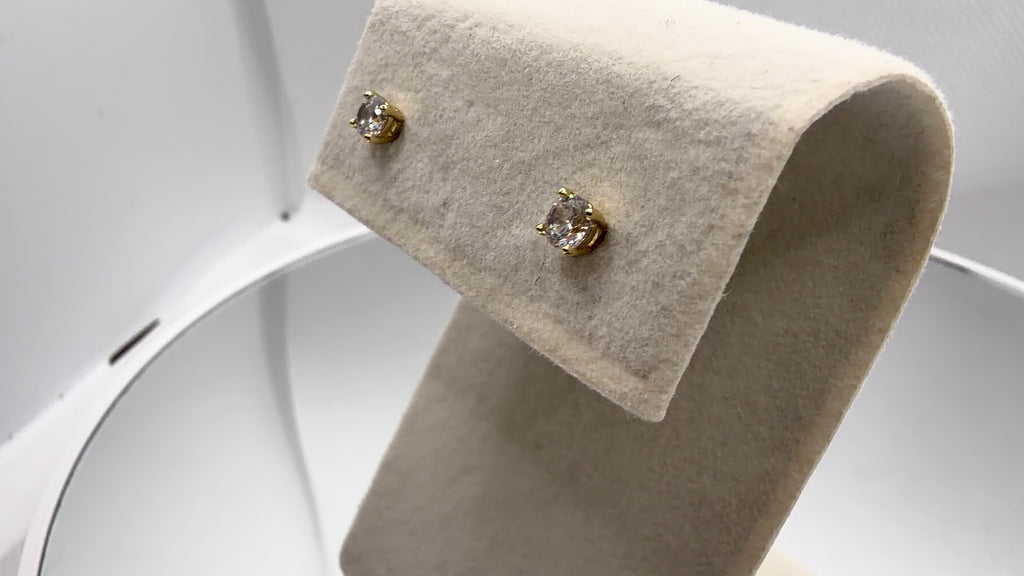 Dainty Crystal Prong Stud Earrings