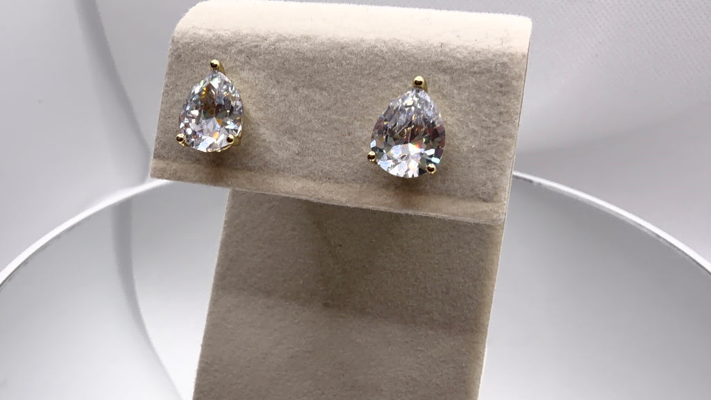 Teardrop Crystal Solitaire Stud Earrings