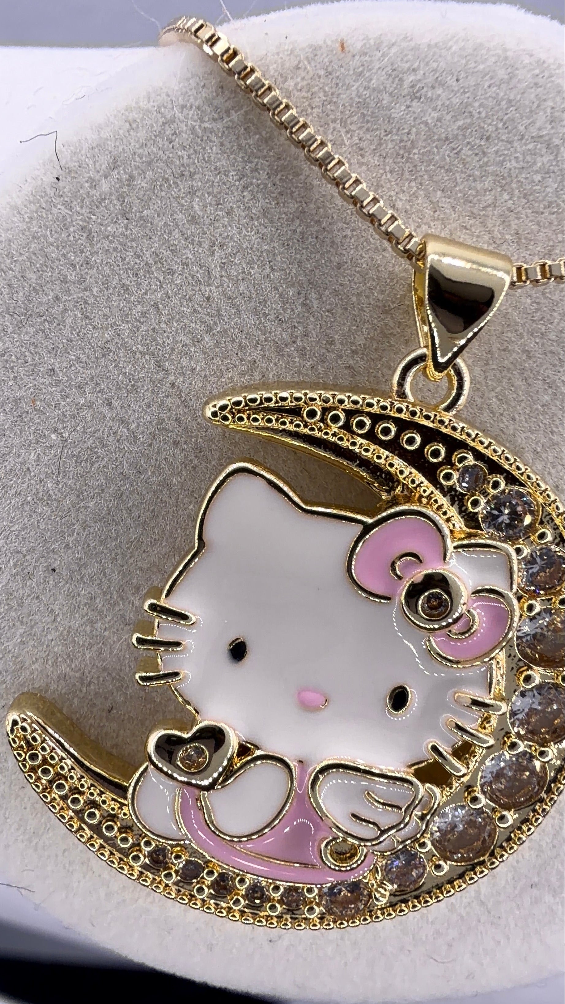 Hello Kitty Moon Pendant