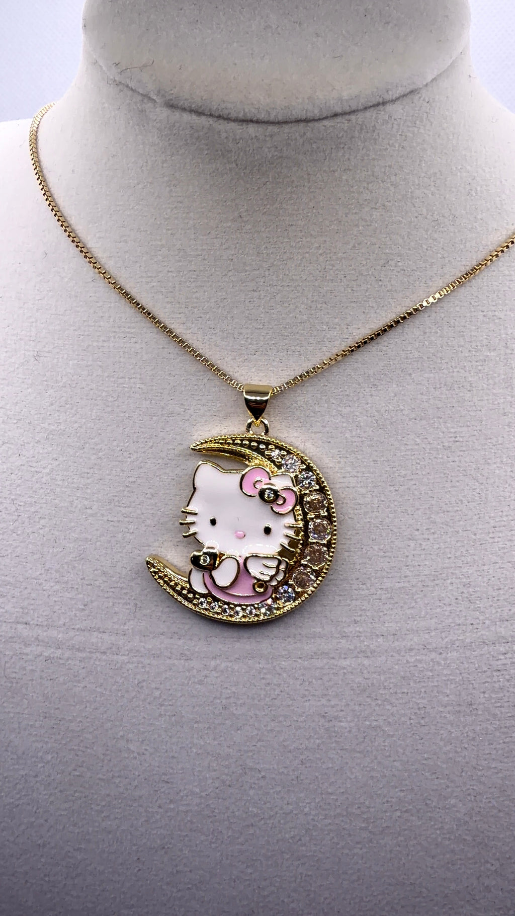 Hello Kitty Moon Pendant