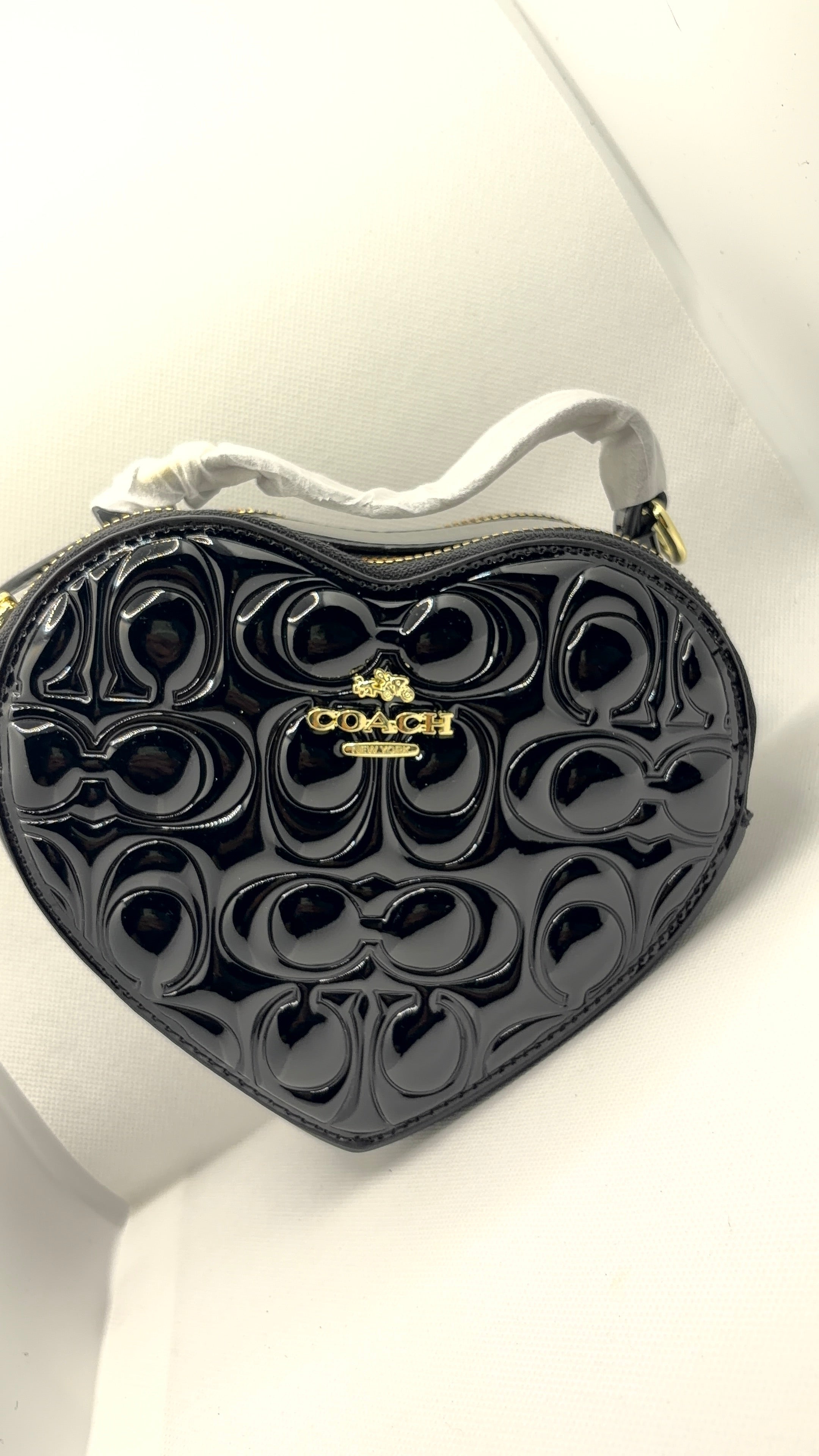 Coach heart bag black patent leather logo detail
