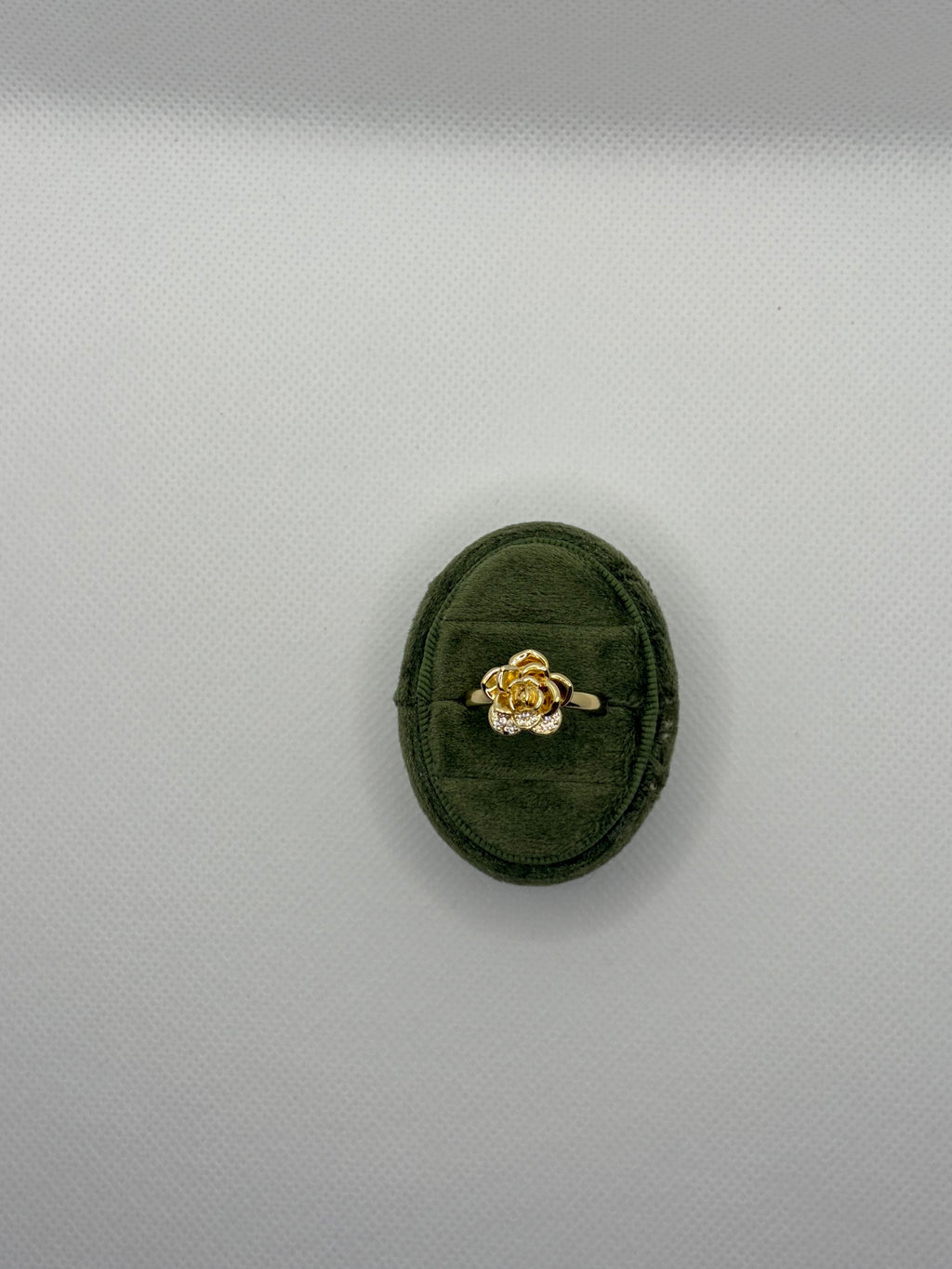 Rose Flower Ring - Elegant Gold Bloom Design
