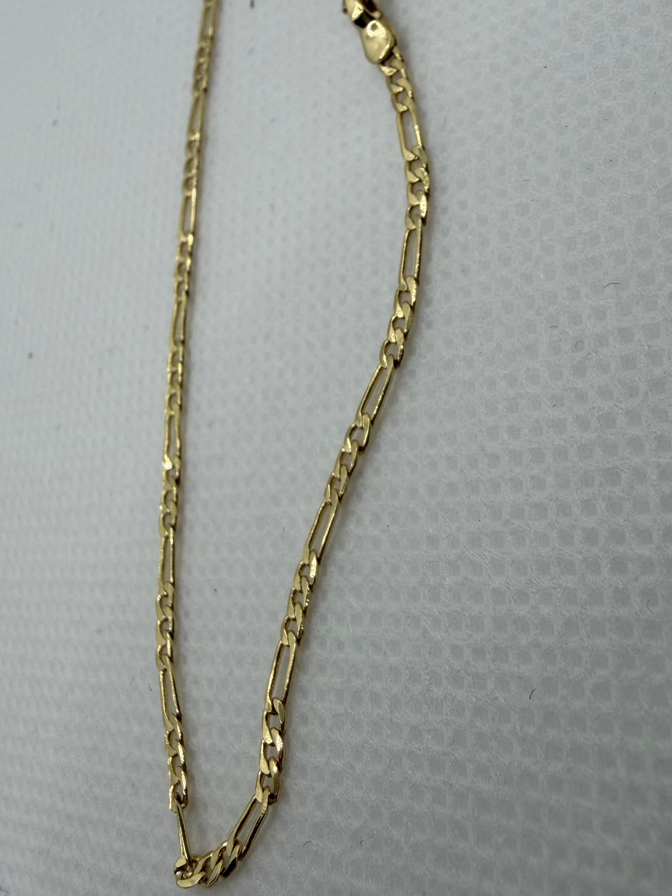 Thin Gold Figaro Chain Bracelet - Laminated Gold