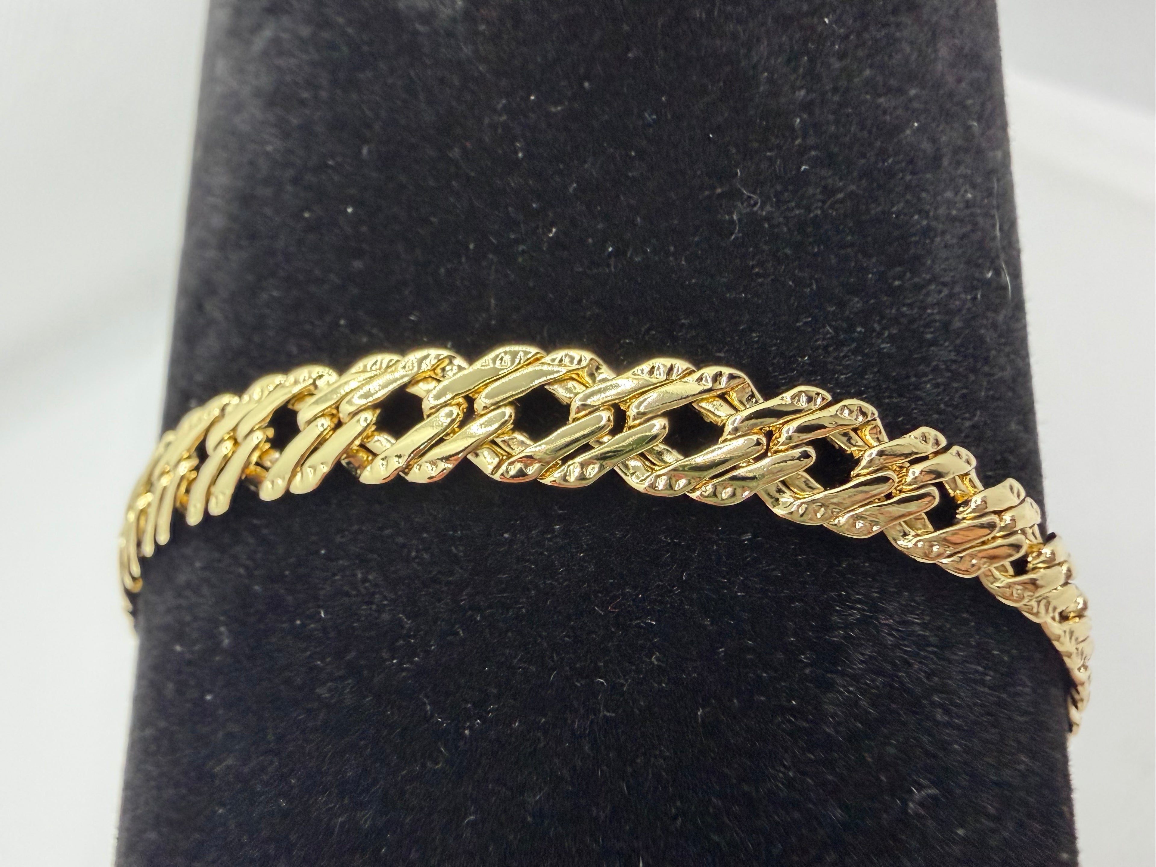 Gold Chain Bracelet - Laminated Gold