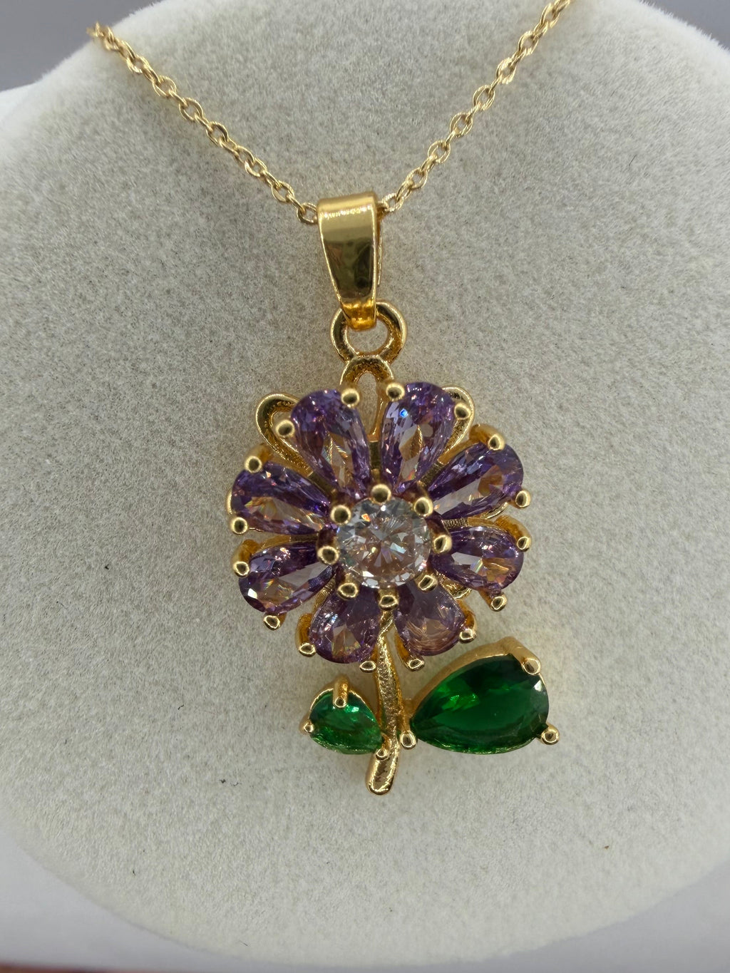 Spinning Violet Flower Pendant