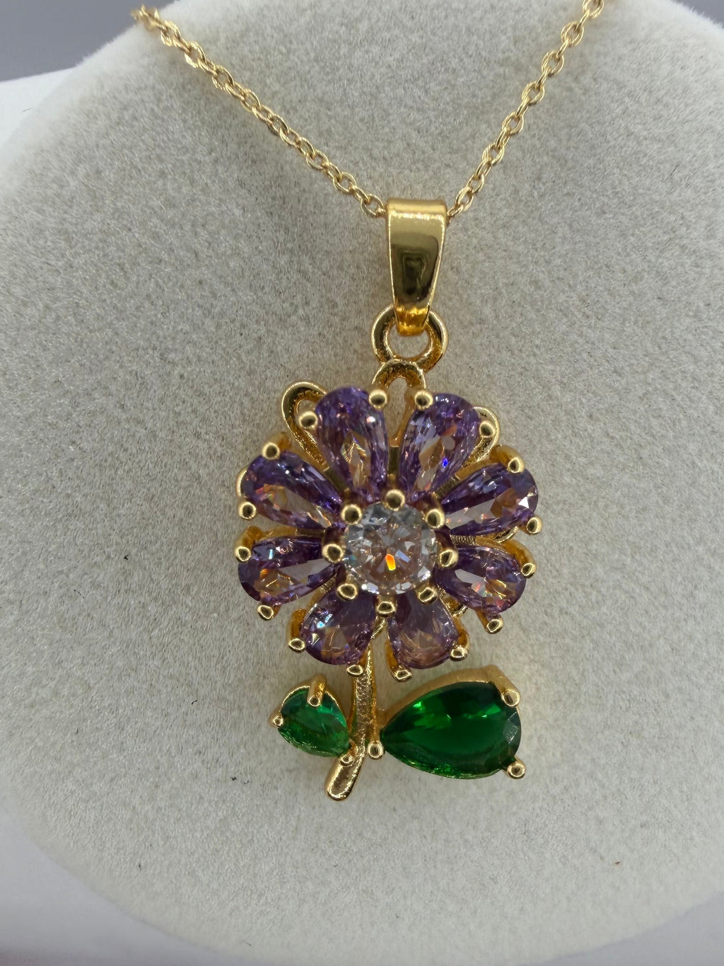 Spinning Violet Flower Pendant