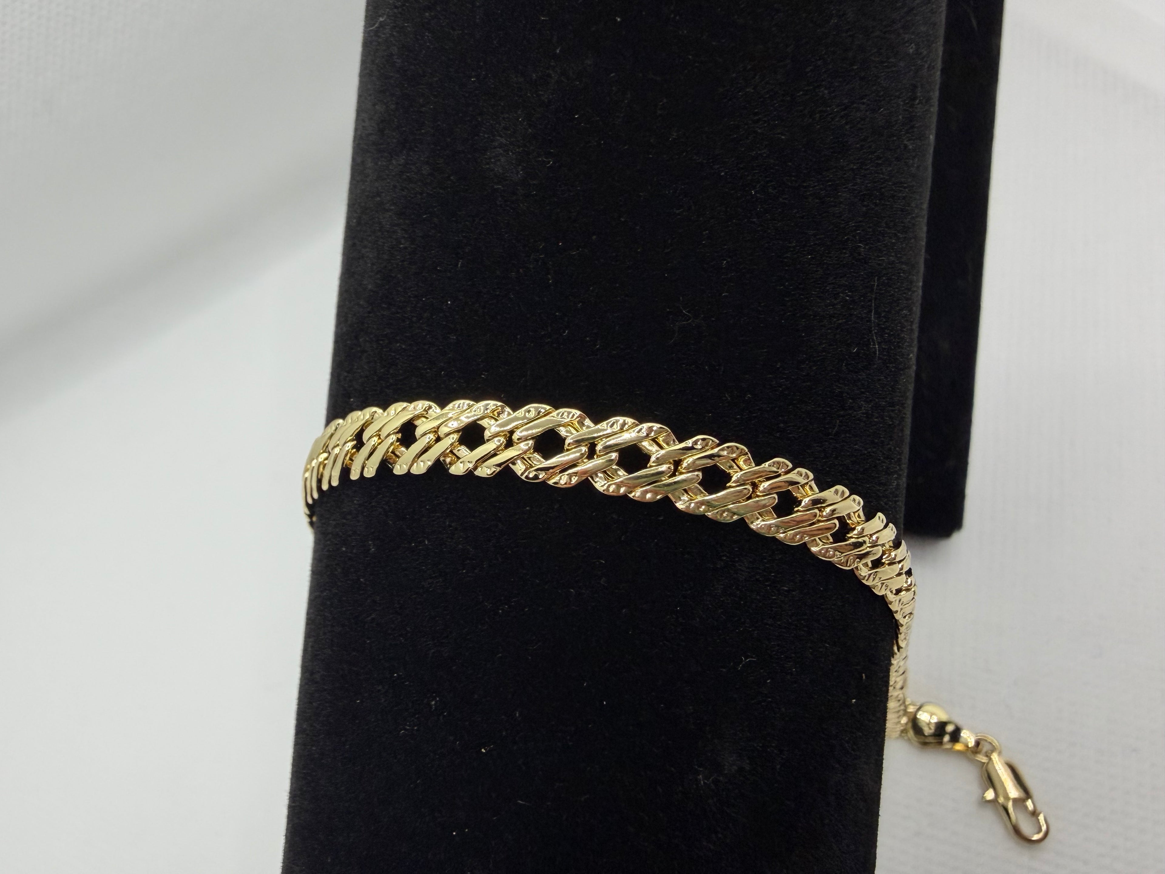 Gold Chain Bracelet - Laminated Gold