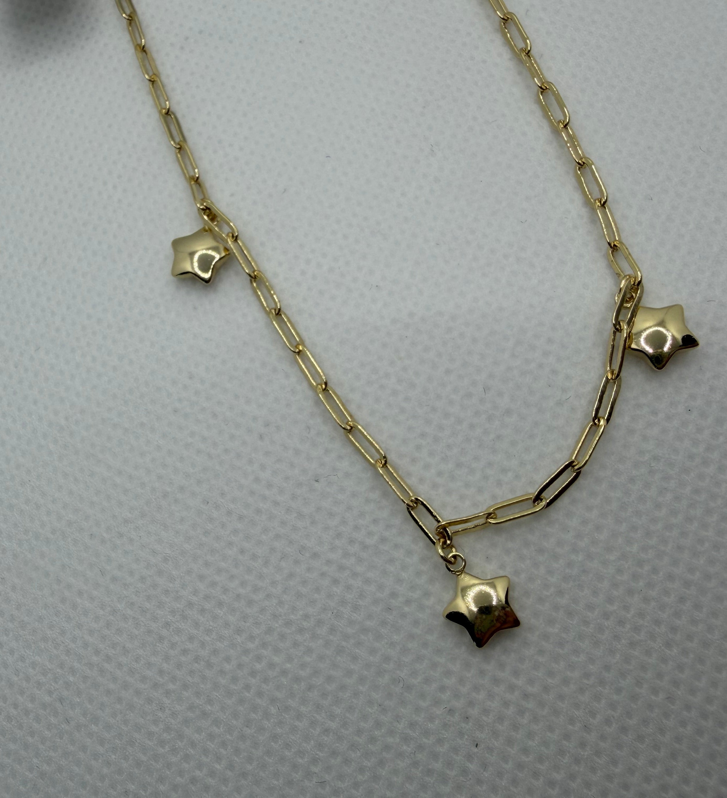 Gold Paperclip Bracelet with Star Charms - Laminated Gold