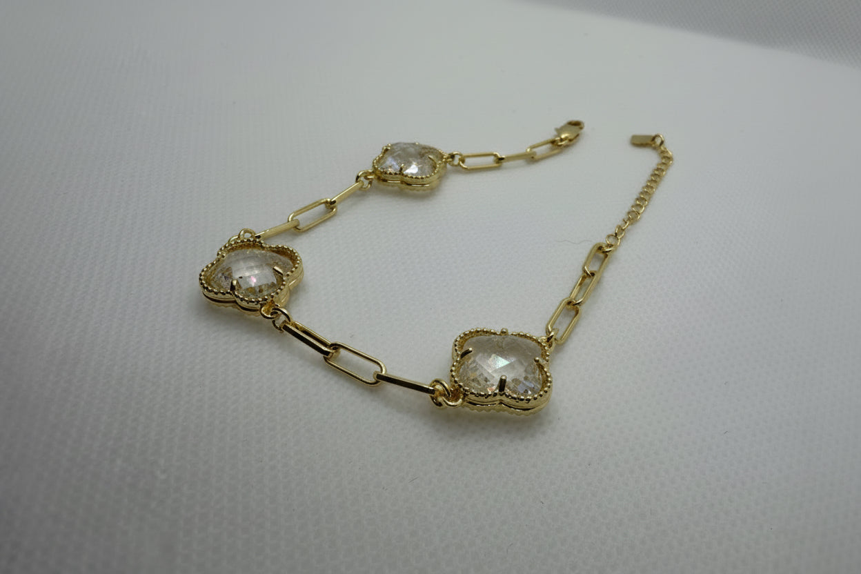 Lucky Clover Mother of Pearl Bracelet